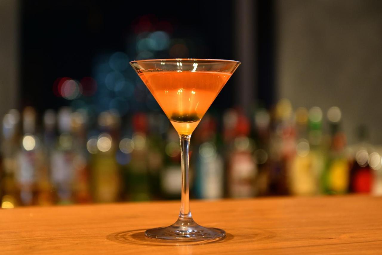 Nagoya Prince Hotel Sky Tower Exterior foto A martini glass