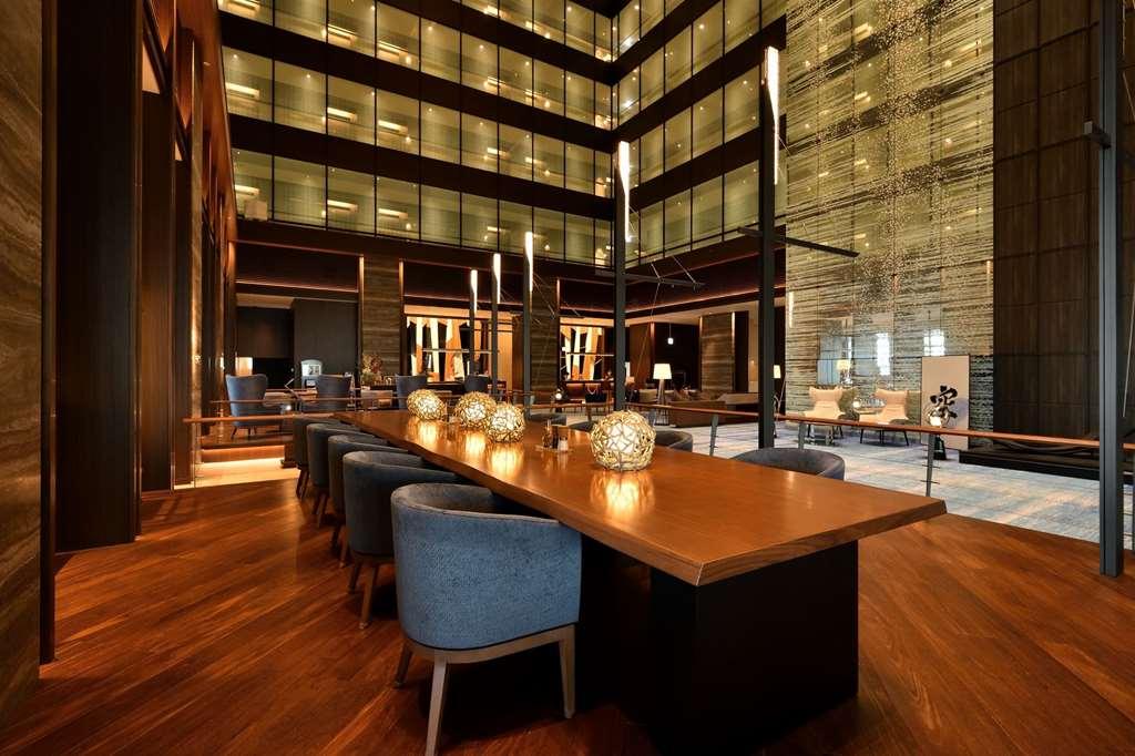 Nagoya Prince Hotel Sky Tower Restaurant foto The lobby of the hotel