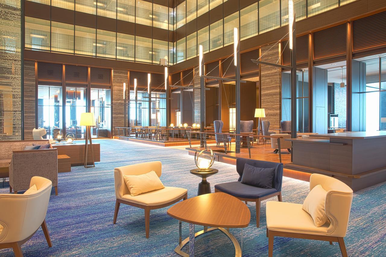 Nagoya Prince Hotel Sky Tower Exterior foto The lobby of the hotel