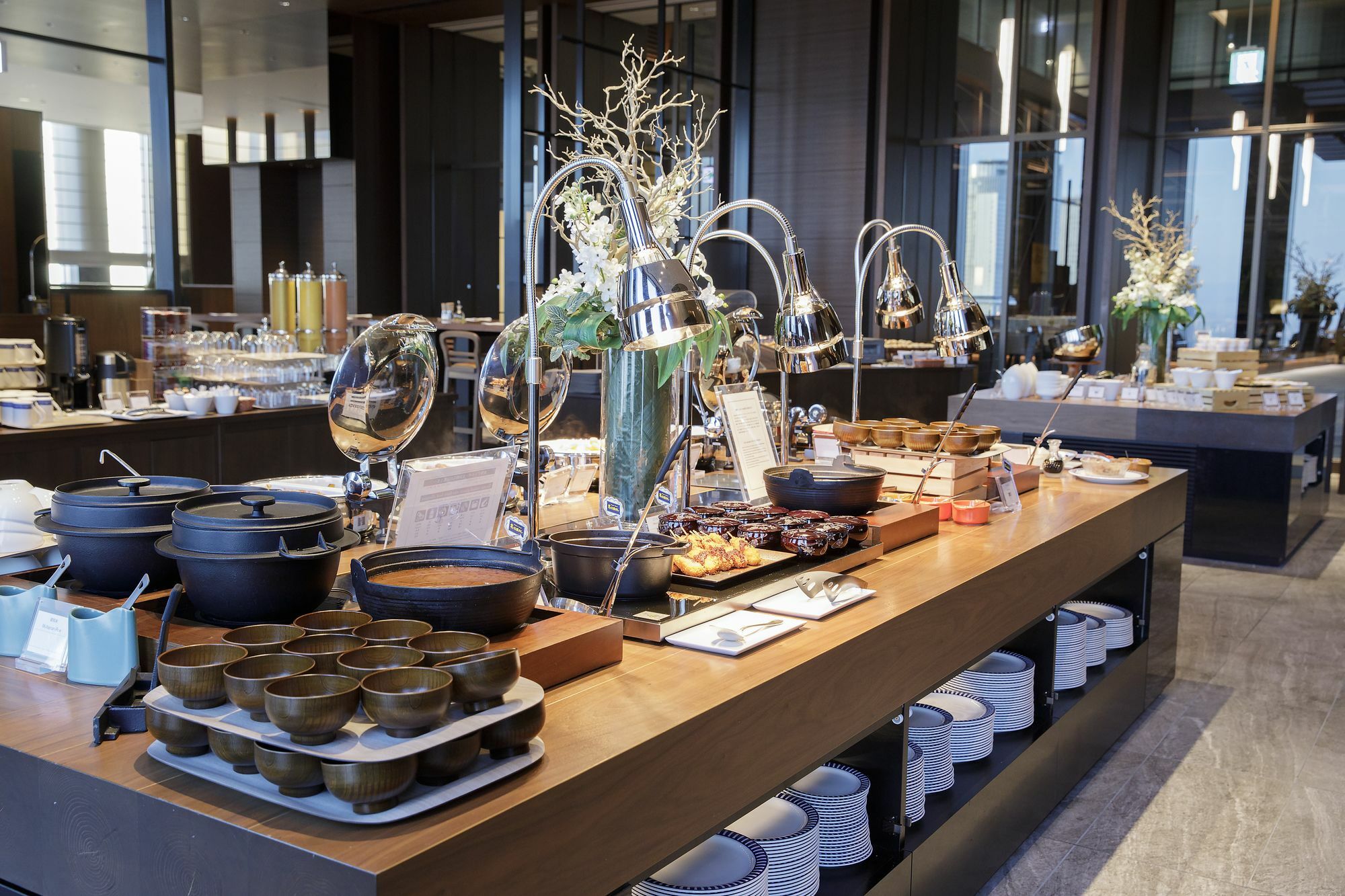 Nagoya Prince Hotel Sky Tower Exterior foto A buffet at a hotel